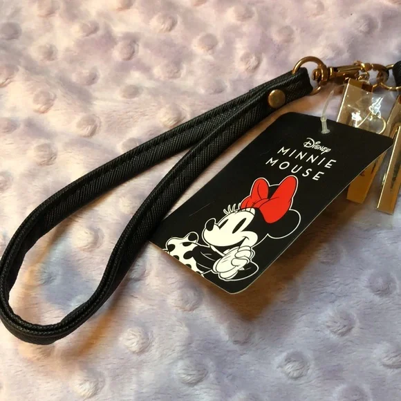 NEW Minnie Mouse Wristlet NWT black, white and red 8” x 6” - Picture 4 of 10